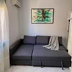Paraskevi\'S Apt - City Center W/ Lovely Park View